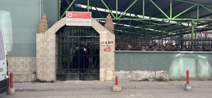 Eskişehir'de babasının öldürdüğü 13 yaşındaki kız toprağa verildi