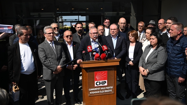 Başkan Günel'in gözaltına alınmasına Kuşadası'nda tepki