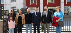 Manisa'da okulda Atatürk'e hakaret ettiği ileri süren öğretmen gözaltında