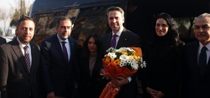 ⁠Enerji ve Tabii Kaynaklar Bakanı Bayraktar, AK Parti Aydın İl Başkanlığı ziyaretinde konuştu: