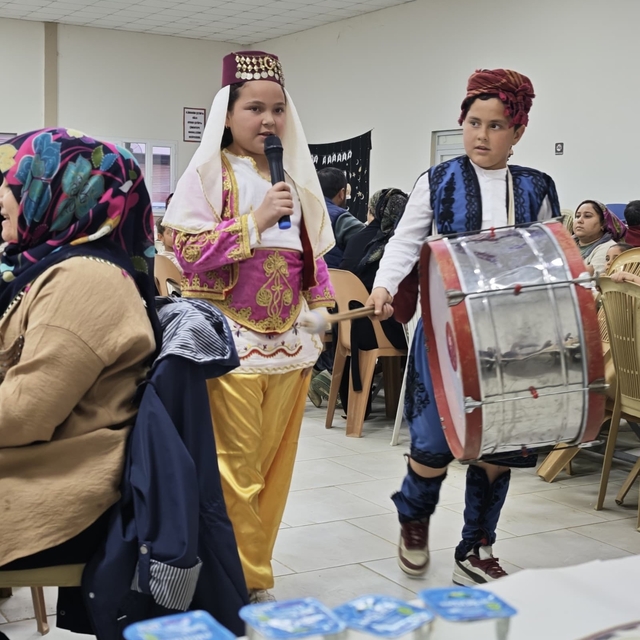 Çocukların Ramazan gösterileri iftar sofrasına renk kattı