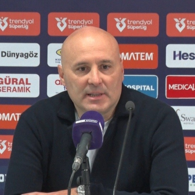 Sami Uğurlu: "Bugün unutmak isteyeceğimiz bir akşam"
Antalyaspor Teknik Dir...
