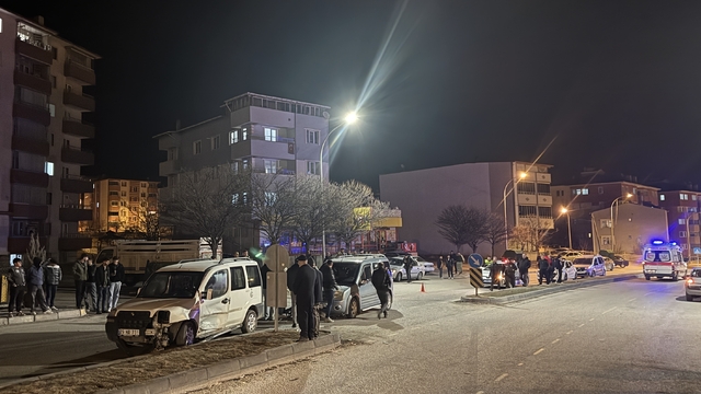 Erzurum'da zincirleme trafik kazasında 1 kişi yaralandı