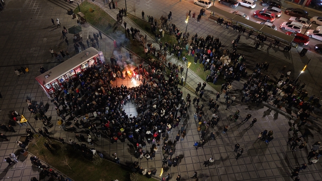 Elazığ'da yüzlerce kişi aynı anda halay çekti: O anlar böyle görüntülendi
Elazığ'da "23. Geleneksel Sahur Halayı" coşkuyla gerçekleşti
