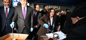 Başkan Çerçioğlu, Bakan Bayraktar ile birlikte iftarda vatandaşlarla bir araya geldi