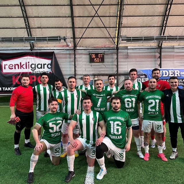 Kars Emniyet Futbol takımı Doğu Anadolu Şampiyonu oldu