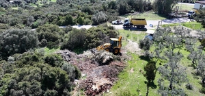 Didim Belediyesi ekiplerinden temizlik çalışması