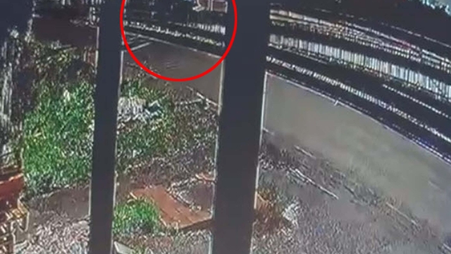 Balıkesir'de 2 kişinin hayatını kaybettiği kaza kamerada