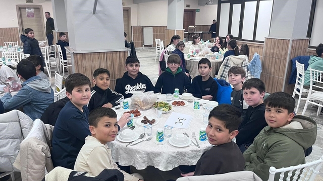 Kurtuluş İhsan Küçükarslan Ortaokulu'nda geleneksel iftar coşkusu