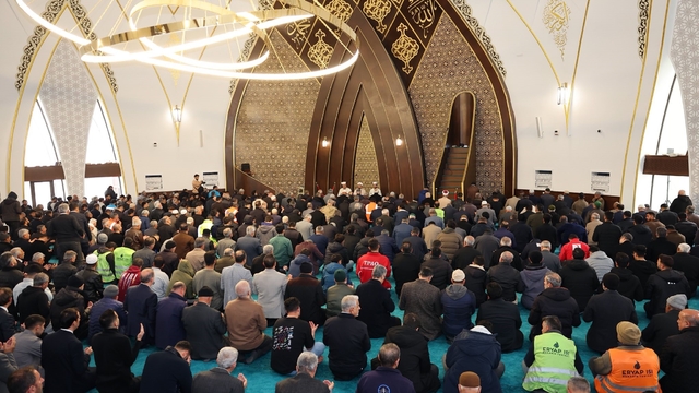 Şehitler ve vakıf bağışçıları için mevlid programı düzenlendi