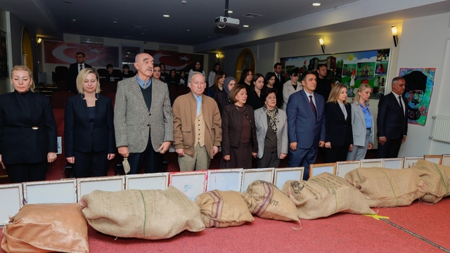 Minik GKV'lilerin 'Analar ve Vatan' Gösterisi Gururlandırdı