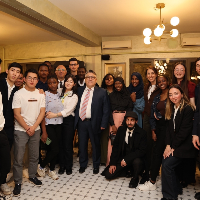 Rektör Özölçer uluslararası öğrencilerle iftar sofrasında buluştu