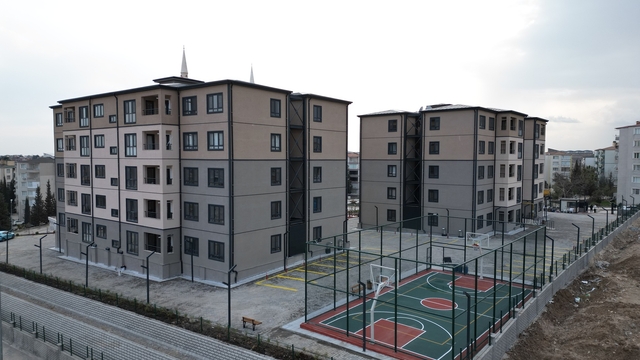 Adıyaman lojmanları, İş Bankası çalışanlarına teslim edildi