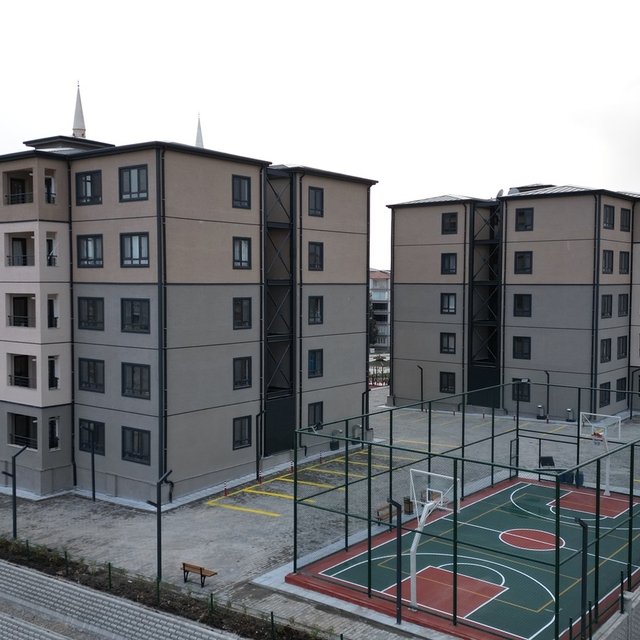 Adıyaman lojmanları, İş Bankası çalışanlarına teslim edildi