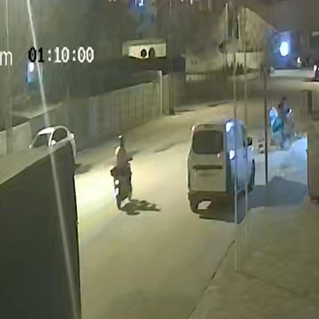 Polisten kaçarken aracıyla belediye işçisinin motosikletine çarptı; başkanı...