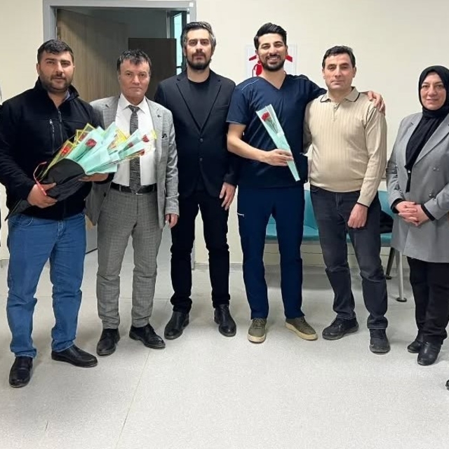 Bayburt'ta sağlık çalışanlarının 14 Mart Tıp Bayramı kutlandı