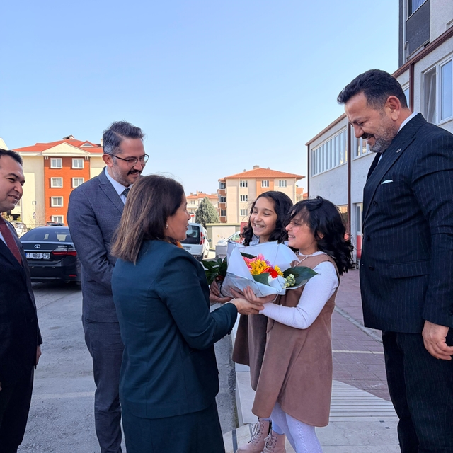 Bakan Yardımcısı Madak'tan Bilecik'te sosyal hizmetler toplantısı