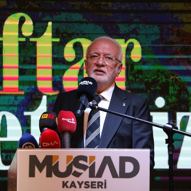 AK Parti'li Elitaş: Makamların hiçbiri kalıcı değil ama bu vatan toprağı ba...