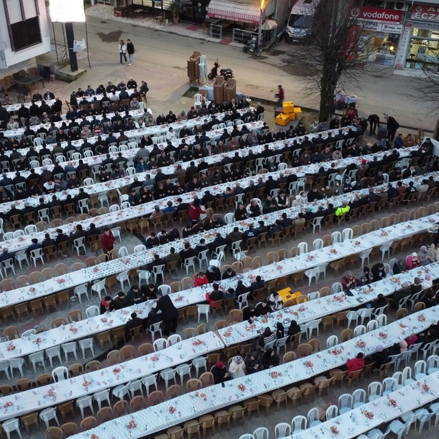 Ordu'da bin 500 kişi iftar sofrasında buluştu