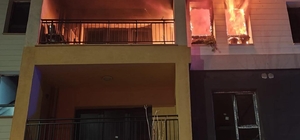 Defne'de apartman dairesinden alevler yükseldi