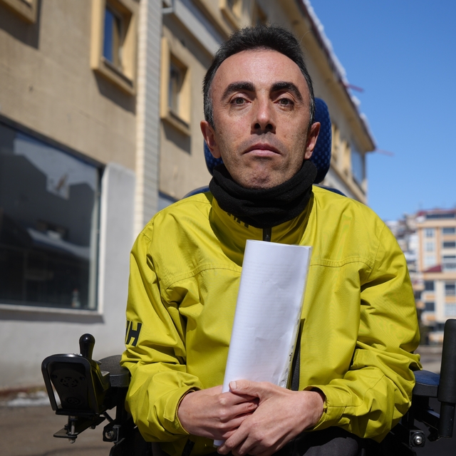 Bayburt'ta engelli vatandaşa çarpıp kaçan sürücüye 15 bin lira ceza: "Vicda...