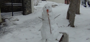 Kars’ta Mart ayında yağan kar, kenti yeniden beyaza bürüdü