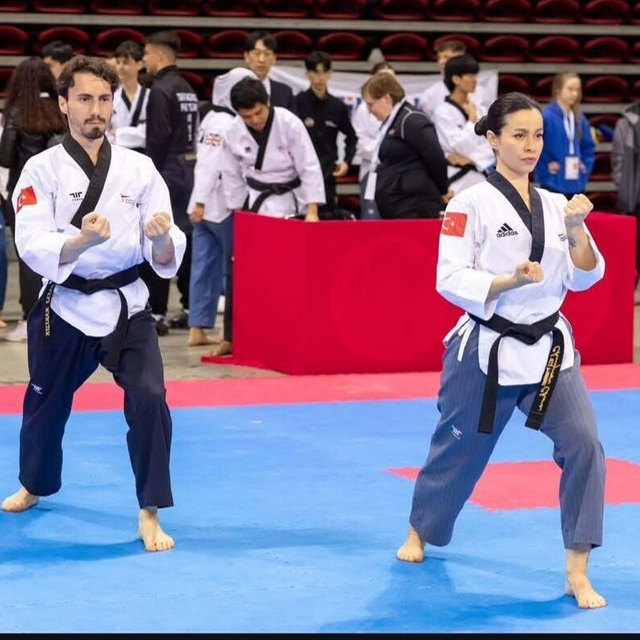 Tekvandocu çiftten, 2 altın madalya