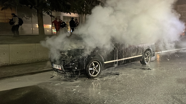 Eskişehir'de minibüste çıkan yangın söndürüldü