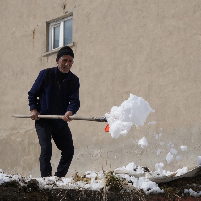 Doğu'da kar yağışı devam edecek