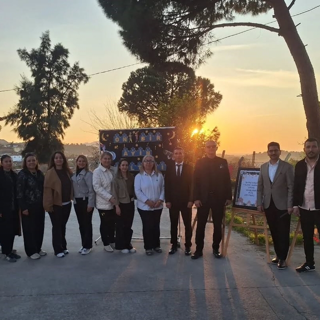 Yenipazar'da öğrenciler ve protokol iftar sofrasında buluştu