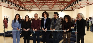 Böceklerin dünyası bilim ve sanatla anlatıldı