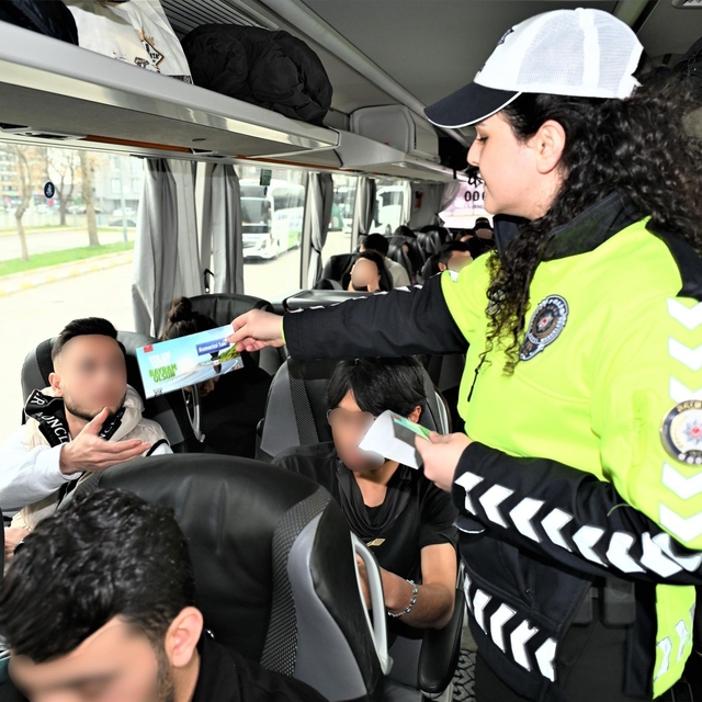 Batman'da bayram öncesi trafik bilgilendirme faaliyeti