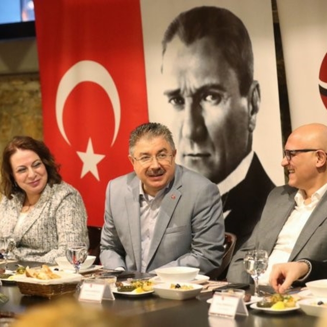 Vali Yılmaz, iftarda mülki idare amirleriyle buluştu