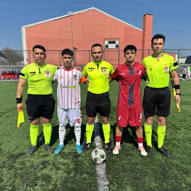 İnançları imkanlarını aştı, Çaycuma'nın gençleri profesyonel takımı yendi