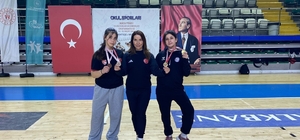 Köyceğizli öğrenciler bilek güreşinde ilk madalyalarını aldı