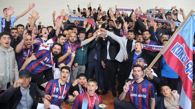 Eskil'de voleybol turnuvasının şampiyonu Kökezspor oldu