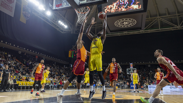 Mersin Spor- Galatasaray MCT: 114-76