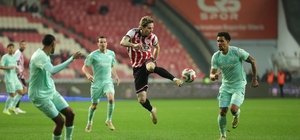 Trendyol Süper Lig: Samsunspor: 1 - Kayserispor: 0 (İlk yarı)