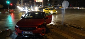 Malatya'da iki otomobil çarpıştı: 5 yaralı