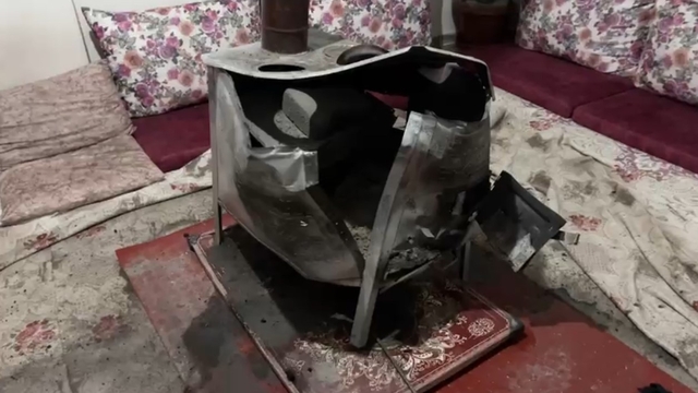 Yüksekova'da odun sobasında patlama: Bir aile ölümden döndü