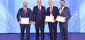 Adanalı sağlıkçılara "Yılın Hekimi" ve "Yılın Sağlık Çalışanı" ödülü