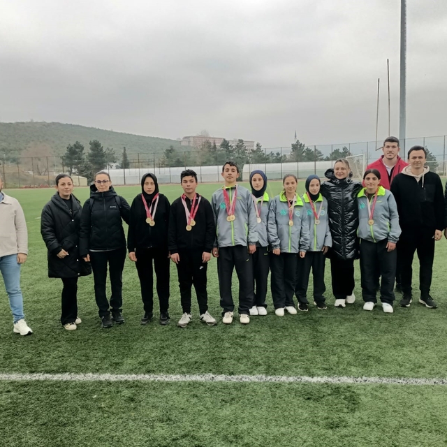 Özel sporcular atletizm müsabakaları Düzce'de yapıldı