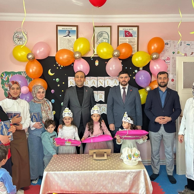 Mahmudiye'de minik öğrenciler Kur'an-ı Kerim'e geçti