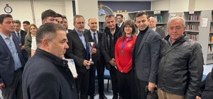 Kasapoğlu ve Özkan'dan Alaşehirli öğrencilere tebrik