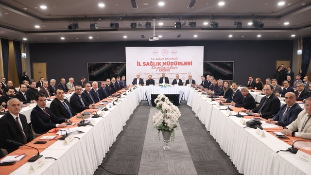 Eskişehir İl Sağlık Müdürü Bildirici, İstanbul'da toplantıya katıldı