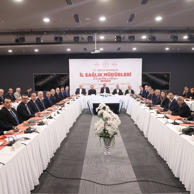 Eskişehir İl Sağlık Müdürü Bildirici, İstanbul'da toplantıya katıldı