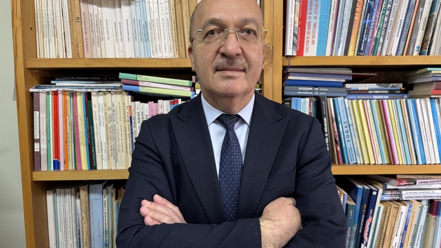 Prof. Dr. Zeybek: Füzeler depremleri tetikleyici unsur olabilir ancak deprem meydana getiremez