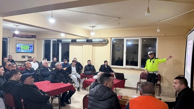 Tavşanlı'da trafik bilgilendirme faaliyetleri gerçekleştirildi