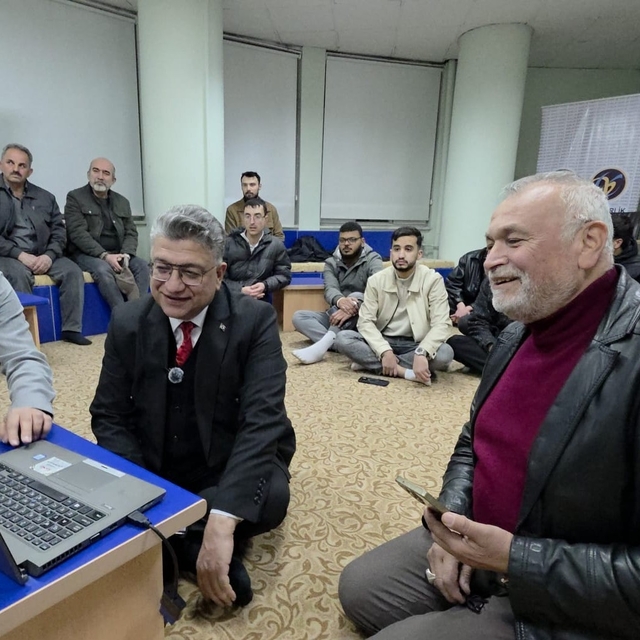 İçişleri Bakan Yardımcısı Ali Çelik, Kütahya'daki sahur programına canlı ba...