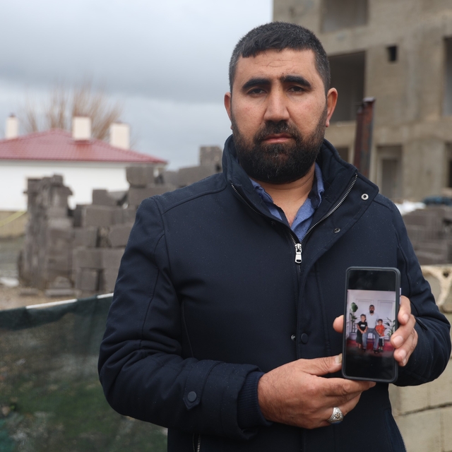 Suyla dolarak 2 kardeşe mezar olan havuz temelinin 8 aydır açık olduğunu sö...